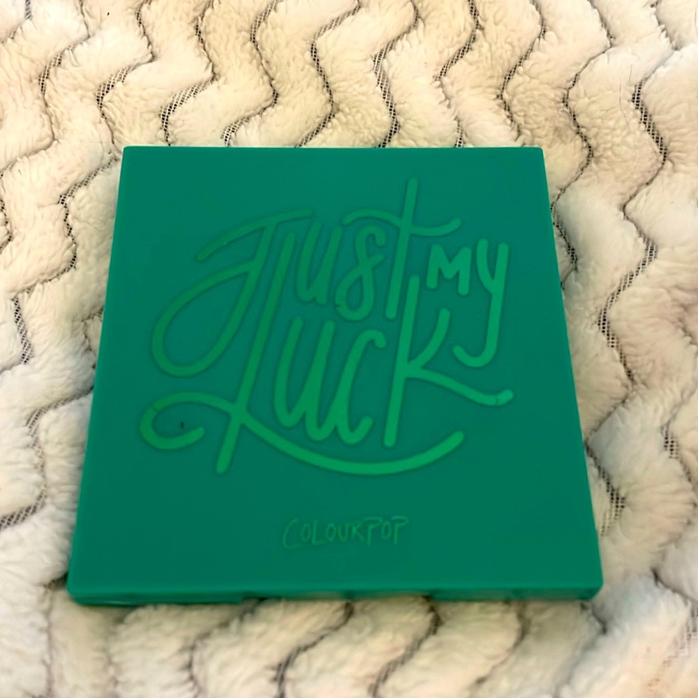 Colourpop - Just My Luck eyeshadow palette